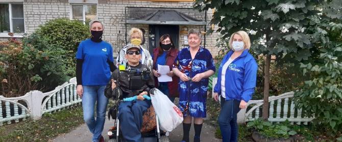 В Новозыбкове волонтеры накормили нуждающихся