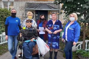 В Новозыбкове волонтеры накормили нуждающихся