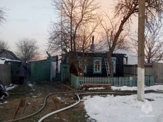 Под Климово в посёлке Вишнёвый сгорел жилой дом