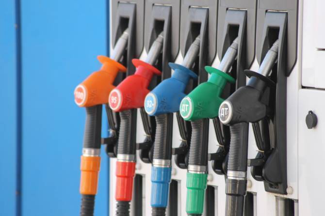 В Брянской области выросла цена на бензин