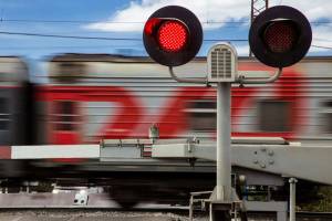 В Навле 20 мая закроют железнодорожный переезд 