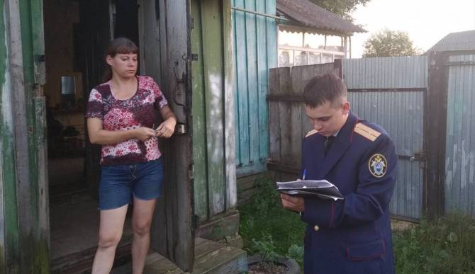 В Дятьковском районе женщина ответит в суде за истязание дочери
