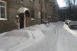 В Брянске управляющим компаниям указали на плохую уборку снега во дворах