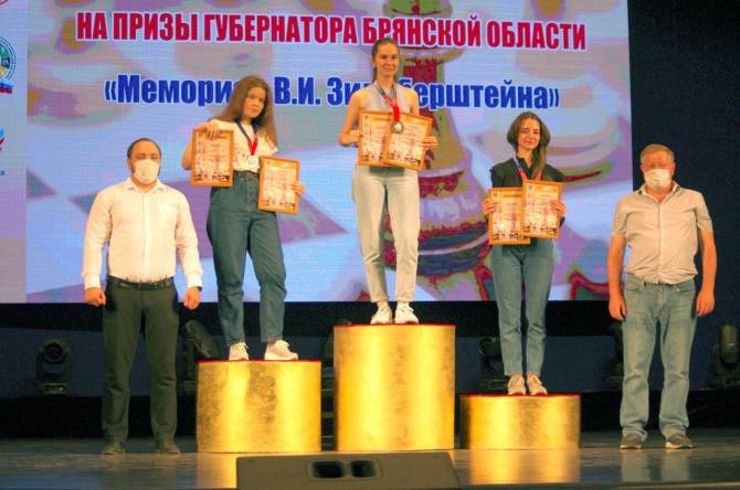 В Брянске определили победителей в быстрых шахматах
