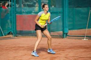 Брянская теннисистка Влада Коваль прошла в 1/8 чемпионата России