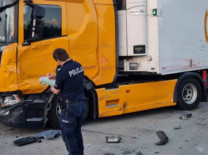 Пьяный дальнобойщик из Брянска разбил 6 фур на стоянке в Польше