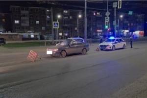 В Брянске перебегавший дорогу 12-летний школьник попал под машину