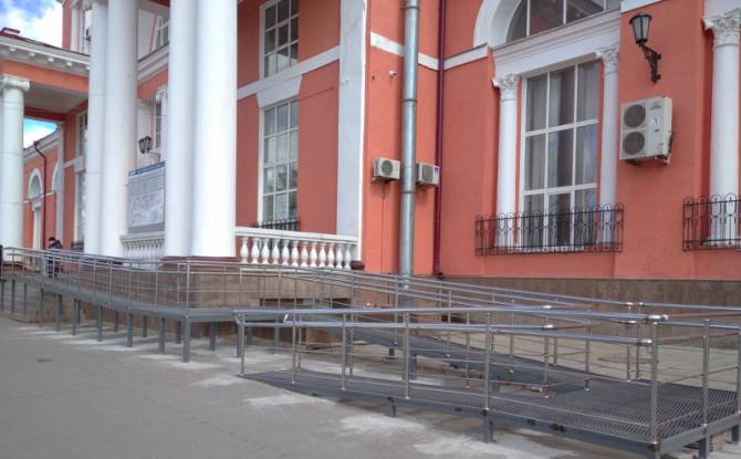 Железнодорожный вокзал Брянск-1 стал доступнее для инвалидов