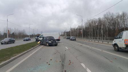 В Брянске два человека погибли в ДТП на проспекте Героев