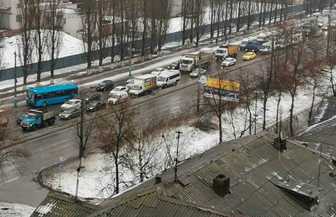 В Брянске из-за ДТП с автобусом образовалась гигантская пробка