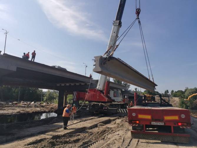 В Брянске ускорили темп строительства Литейного моста
