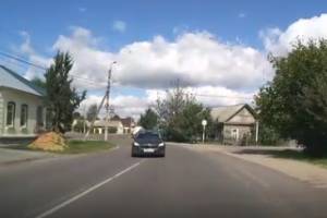 В Новозыбкове водитель едва не спровоцировал лобовое столкновение