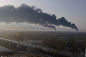 В Брянске пожар на нефтебазе «Дружба» тушат спасатели из 7 городов