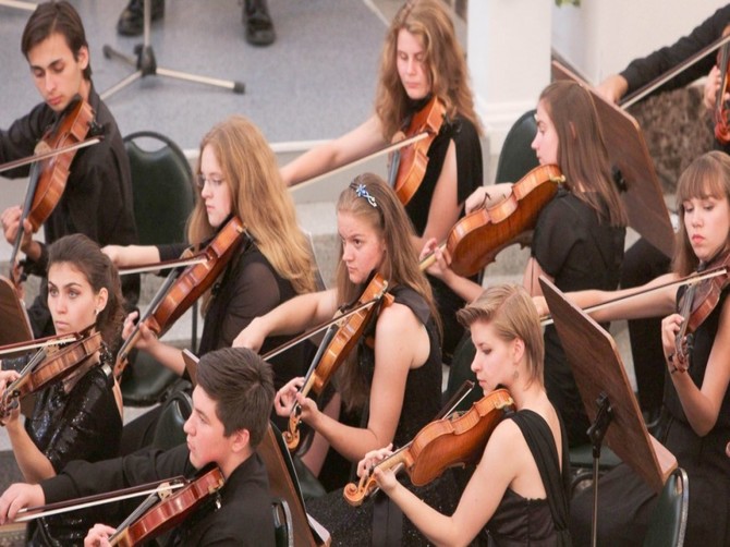 Брянцев позвали на премьерный концерт Молодежного духового оркестра