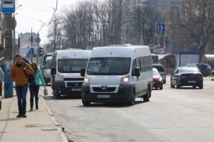 В Брянске продолжается борьба с недобросовестными маршрутчиками