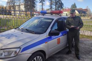 В Клинцах пойманный пьяным за рулем водитель едва не придушил гаишника