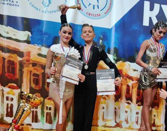 Брянские танцоры заняли 2 место на всероссийских соревнованиях