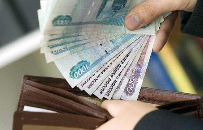 Суражский СПК «Каменский» задолжал 11 работникам 139 тысяч рублей