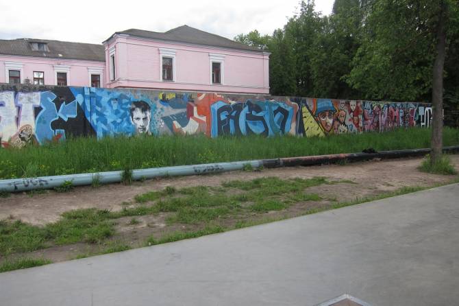 Брянские чиновники решили «ударить» искусством по вандализму