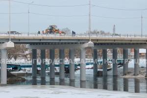 На приеме у мэра брянцы попросили дополнительные спуски со Славянского моста