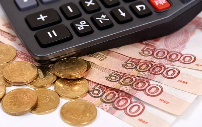 Брянская область получила 37 млн рублей на выплаты соцработникам