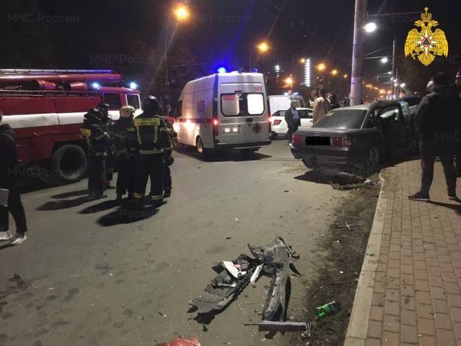 В Брянске 19-летнего автомобилиста осудят за гибель двух девушек в ДТП