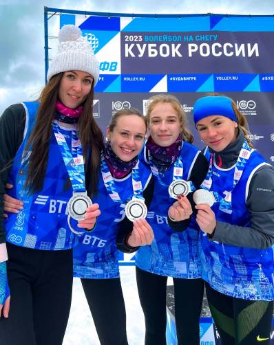 Снежные волейболистки Брянска привезли «серебро» из Москвы