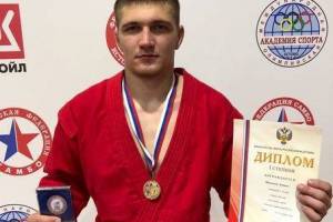 Брянский самбист Антон Мамонов завоевал золото на Кубке мира