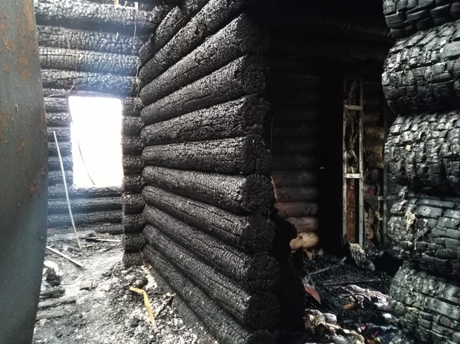 Помощь погорельцам из Добруни собирают брянцы