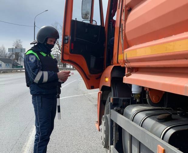 В Жуковке наказали 6 водителей грузовиков
