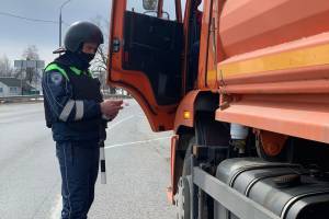 В Жуковке наказали 6 водителей грузовиков