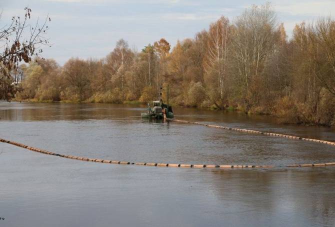 В Брянске очистят 18 гектаров русла реки Десны