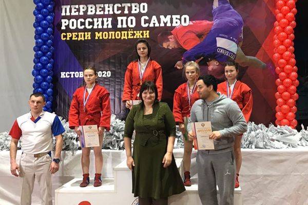 Брянская самбистка Дарымова стала третьей на первенстве России
