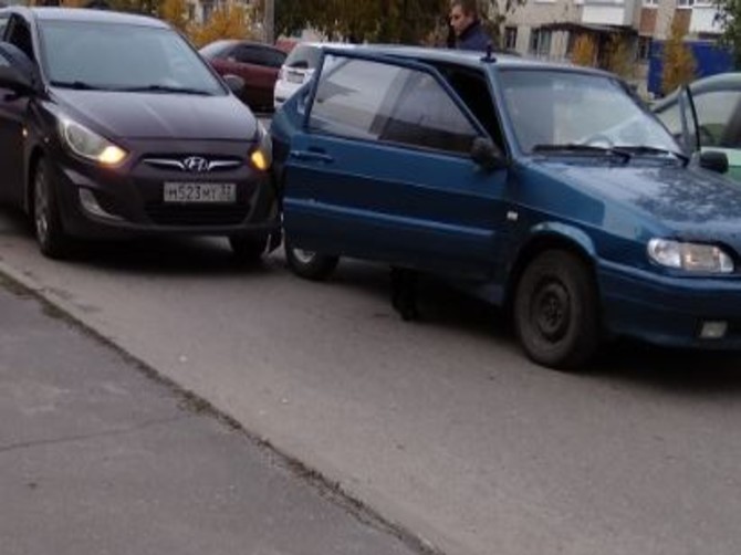 ДТП с 2 легковушками произошло в Фокинском районе Брянска