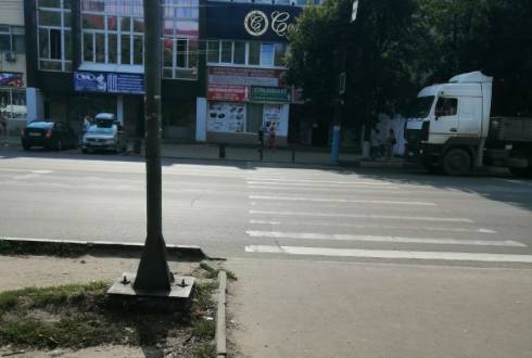В Брянске второй день не работает светофор на «Заре»