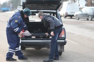 В Брянской области введен досмотр машин из-за высокого уровня угрозы терактов