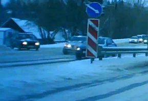 В Брянске сняли на видео аварию двух легковушек на улице Калинина