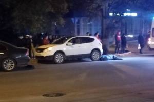 В Брянске 21-летний водитель BMW сломал ногу учителю музыки школы №61