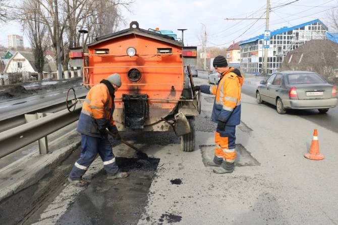 Полноценный ремонт дорог в Брянской области начнется со следующей недели