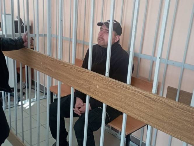 В Выгоничах арестовали мужчину за подстрекательство участника СВО сдаться в плен ВСУ