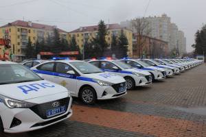 Брянские гаишники получили 58 новых иномарок Hyundai Solaris