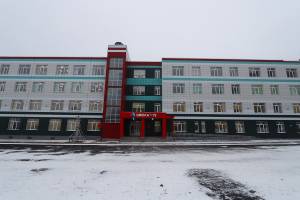 В Брянск на открытие школы №72 приехали видный единоросс и министр просвещения