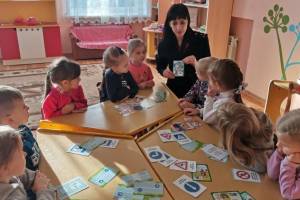 В Новозыбкове устроили экспресс-курсы по ПДД для дошколят