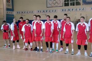 Брянские баскетболисты сыграли два матча с командой из Липецка