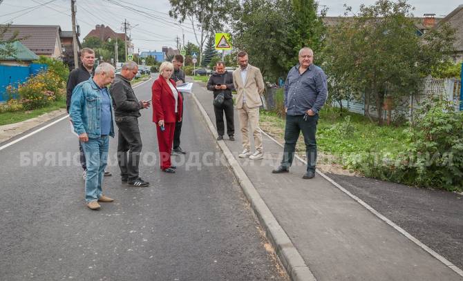 В Брянске нашли изъяны на отремонтированной улице Городищенской