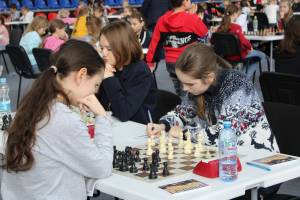 В брянском Дворце единоборств стартовало первенство ЦФО по шахматам