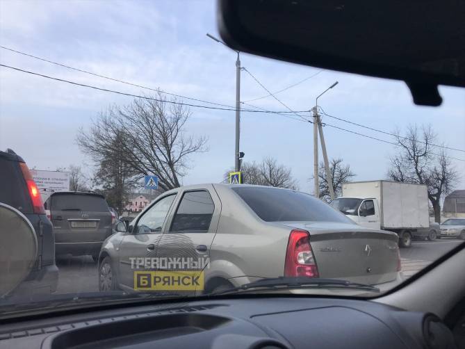 В Брянске пожаловались на хамство водителей на переезде