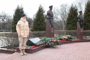 В Брянске почтили память погибших героев-десантников