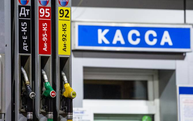 В Брянске на 20 копеек подрос ценник бензин марки АИ-95