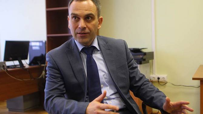 Экс-начальник брянского УФМС Кирилл Адзинов попал под украинские санкции